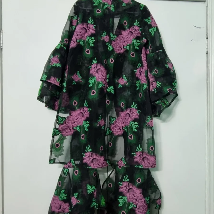 مانتو مجلسی