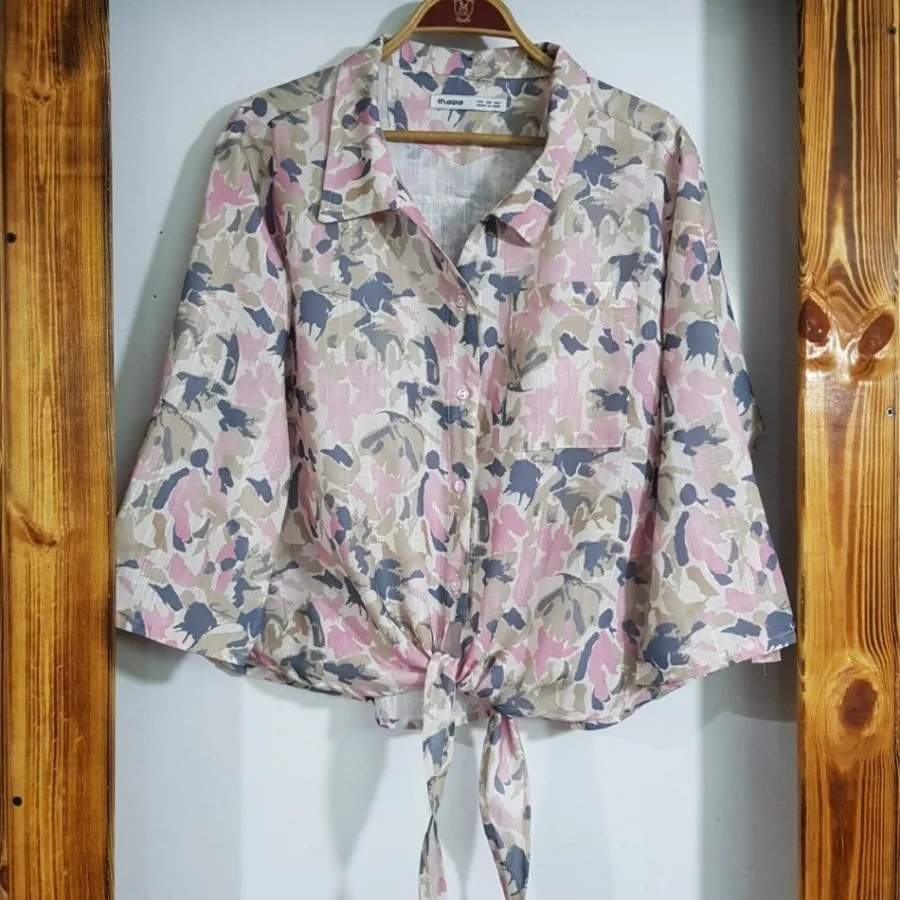 شومیز گره‌ای