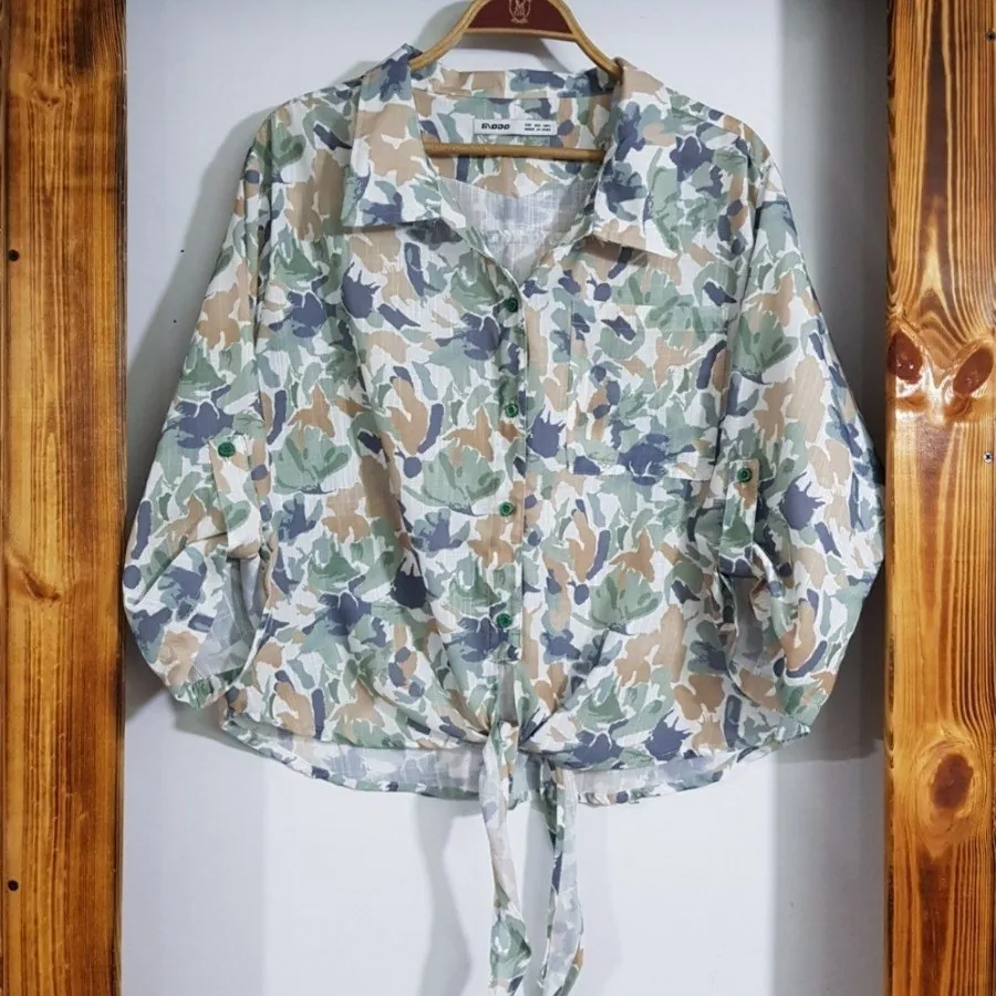 شومیز گره‌ای