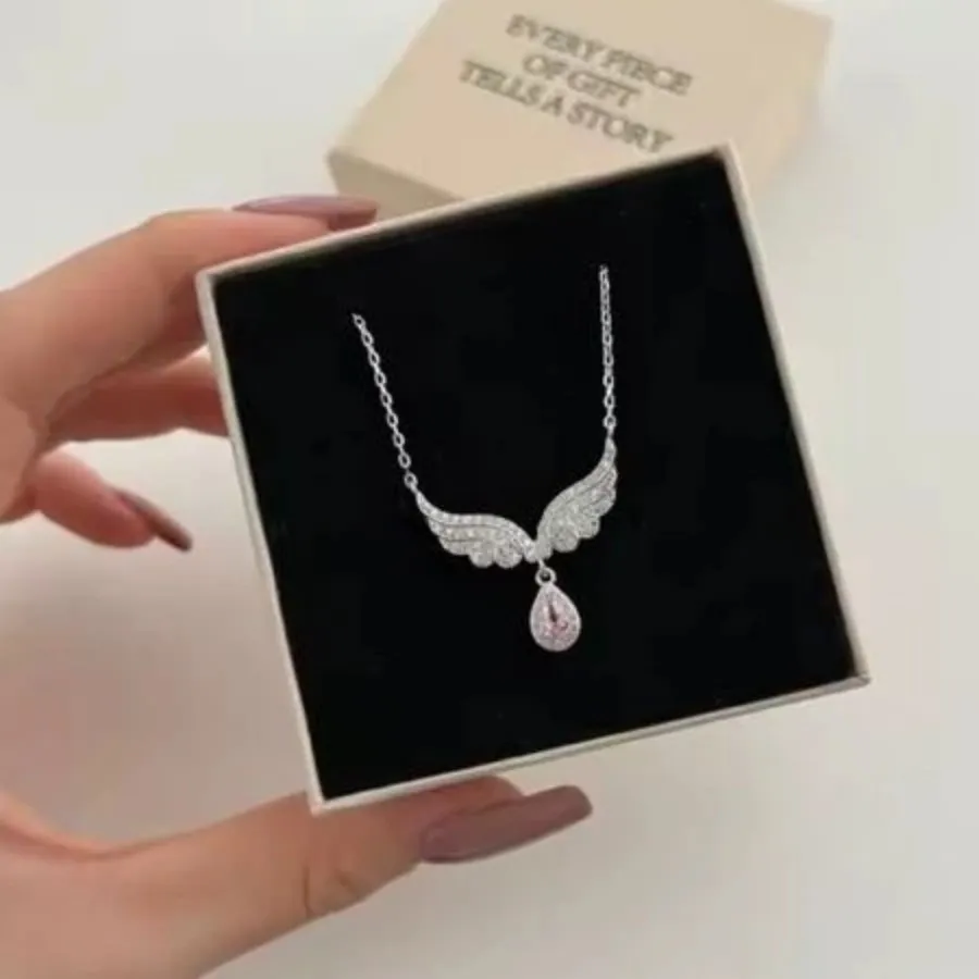 گردنبند های جذاب دخترانه