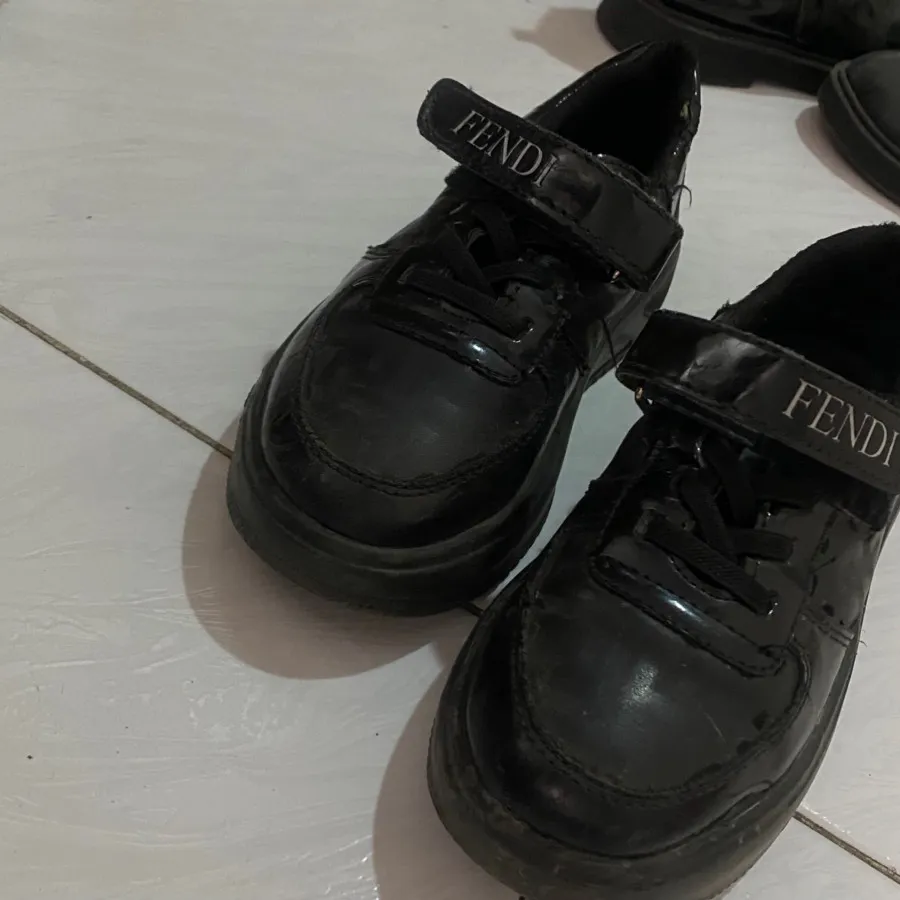 بوت کفش کتونی