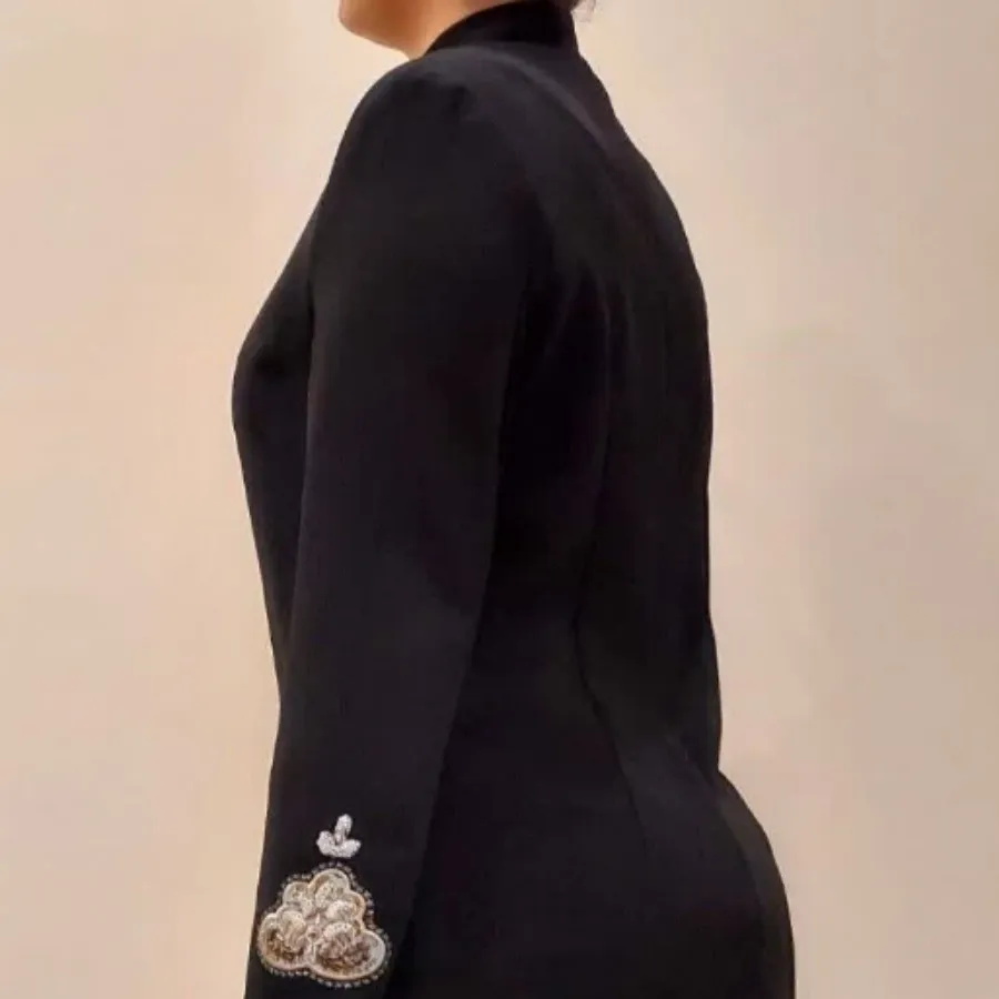 مانتو سنتی کار دست