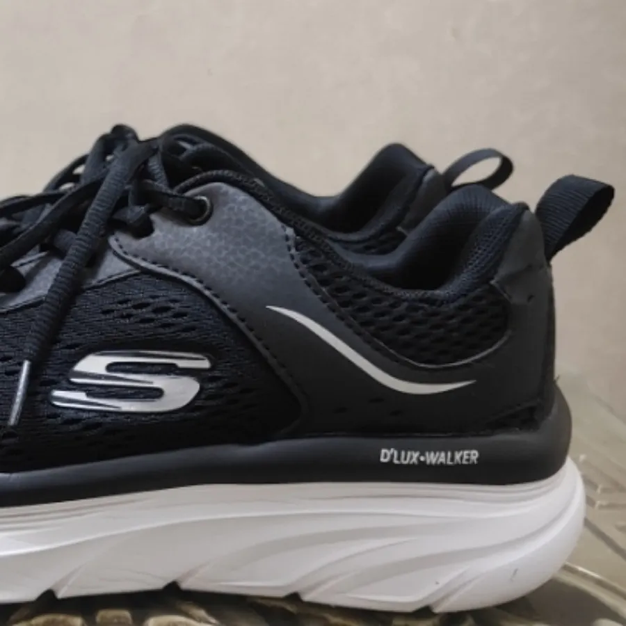 کتونی اسکیچرز