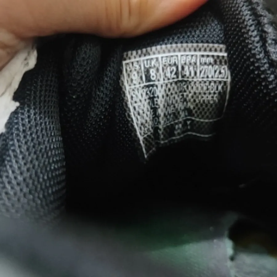 کتونی اسکیچرز