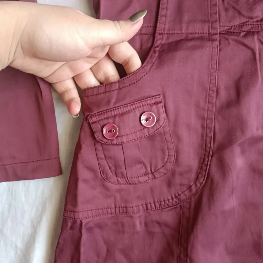 مانتوی عنابی