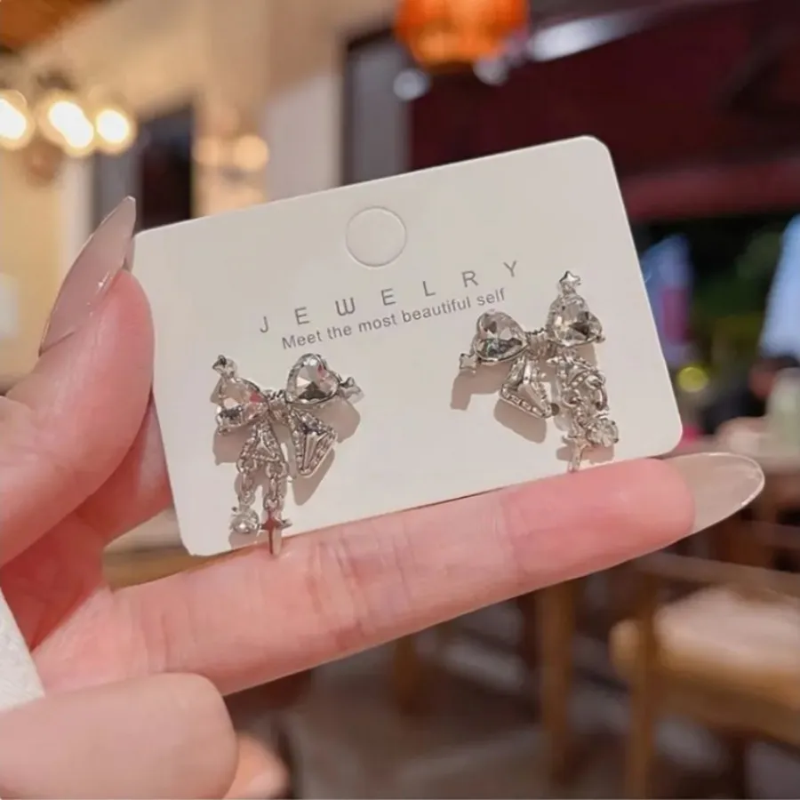 گوشواره پاپیونی?