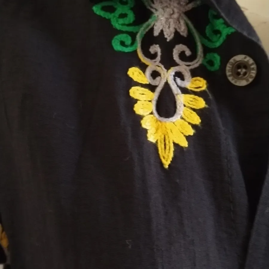 مانتو یا شومیز