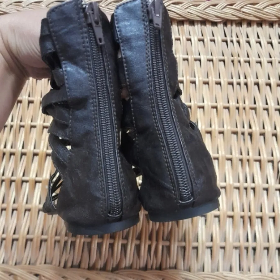 کفش مدل رومی