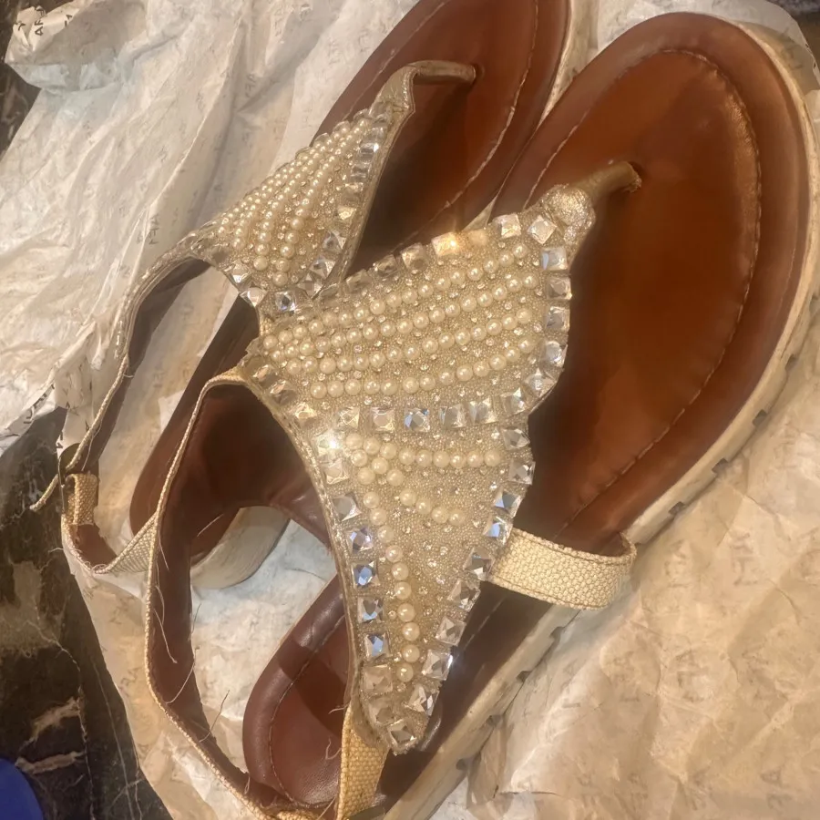 صندل ترک سفید صدفی فول نگ