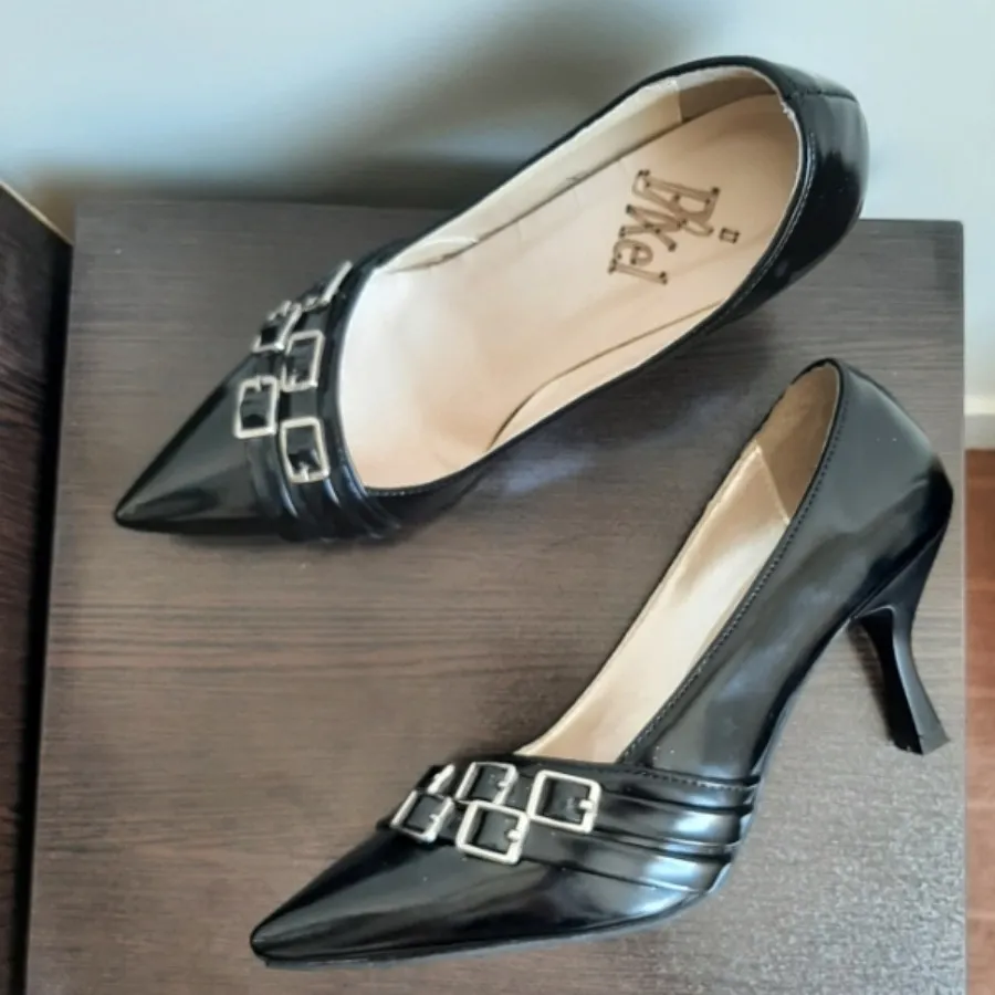 کفش پاشنه مجلسی