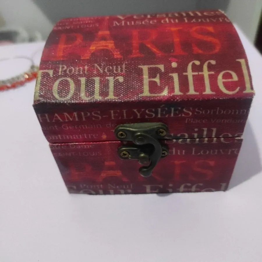 نیمست زیورآلات بلوچی