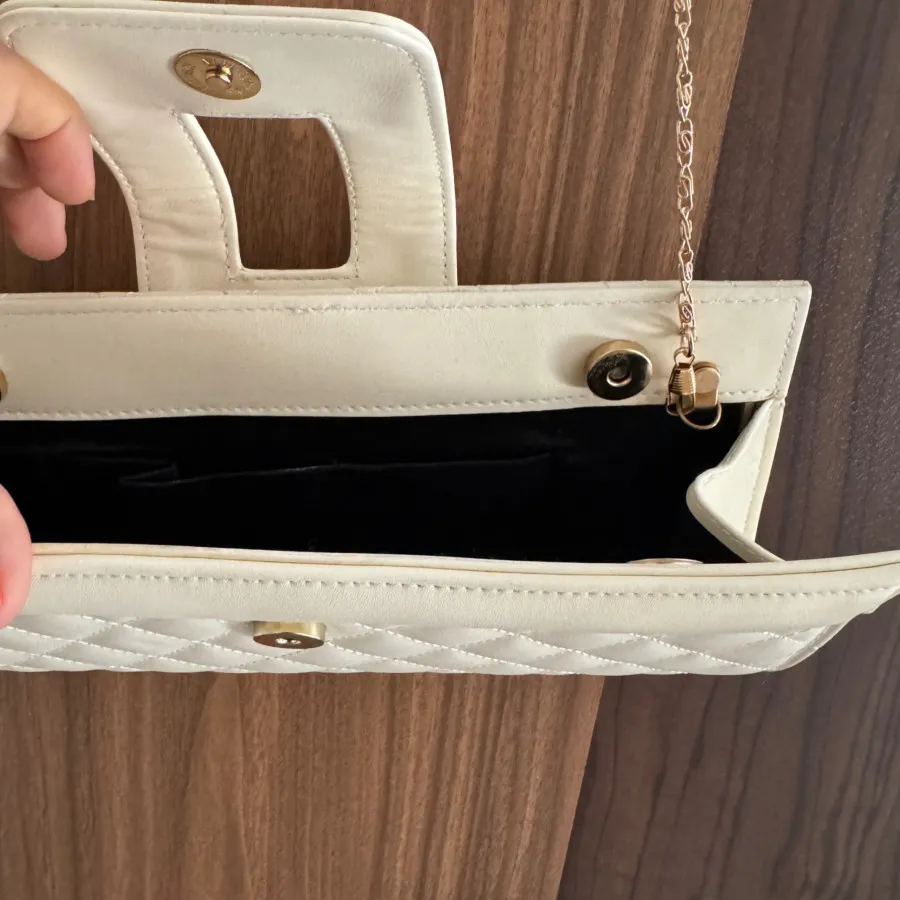 کیف کلانچ دستی سفید چرمی