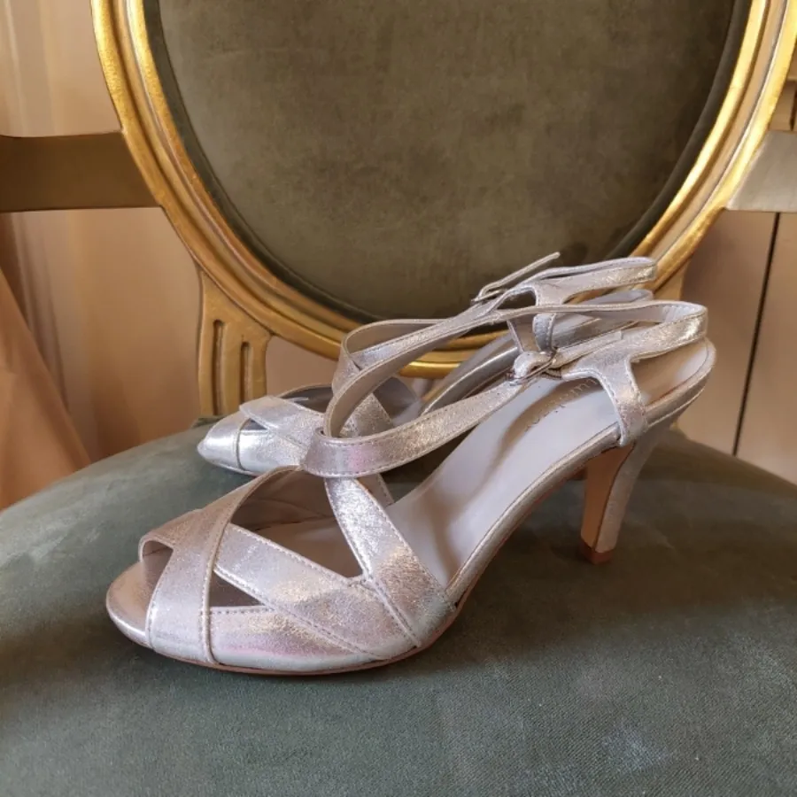 کفش ( ورق بزنید )