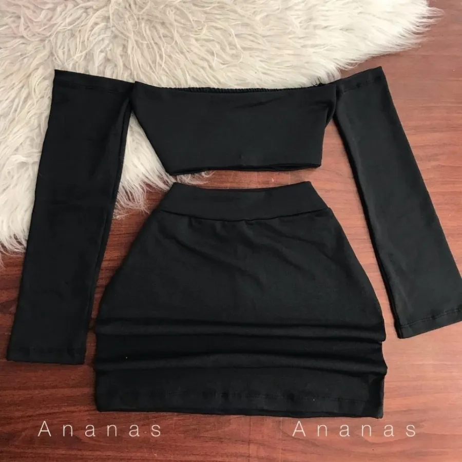 ست بلوز و دامن یقه قایقی