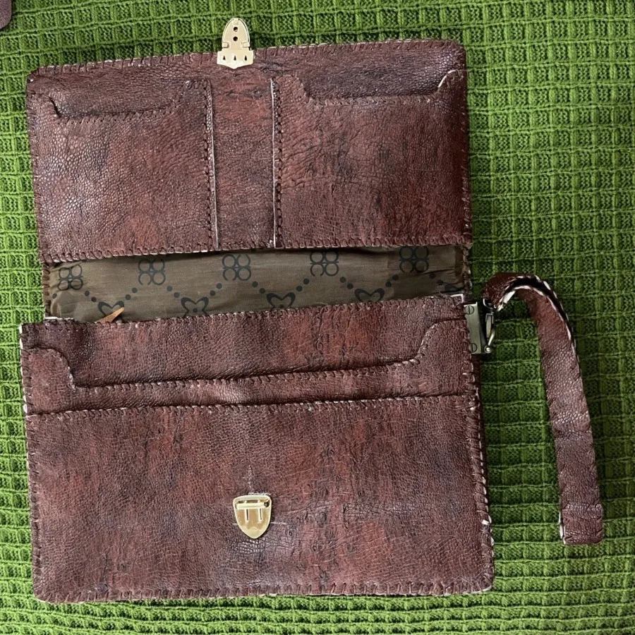 کیف دست دوز