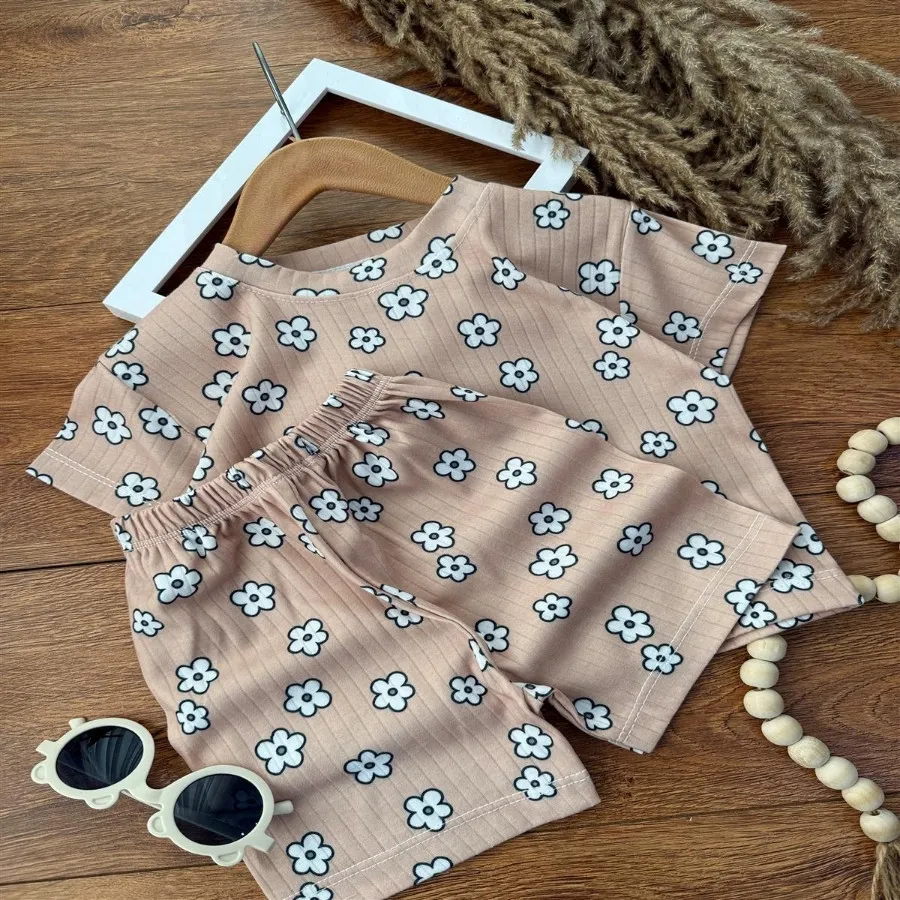 تیشرت شلوار بچگانه