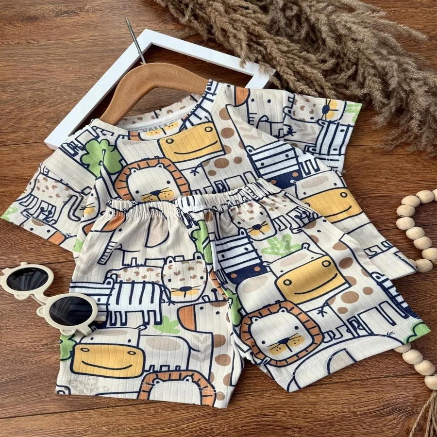 تیشرت شلوار بچگانه