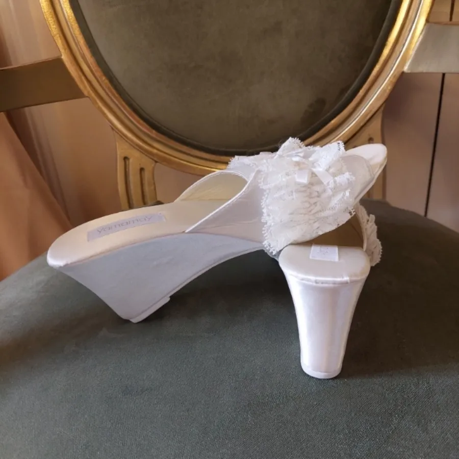 صندل ( ورق بزنید )