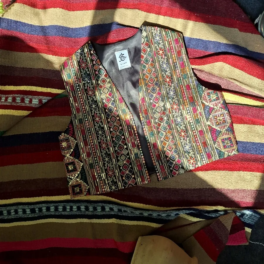 جلیقه سنتی آناشید