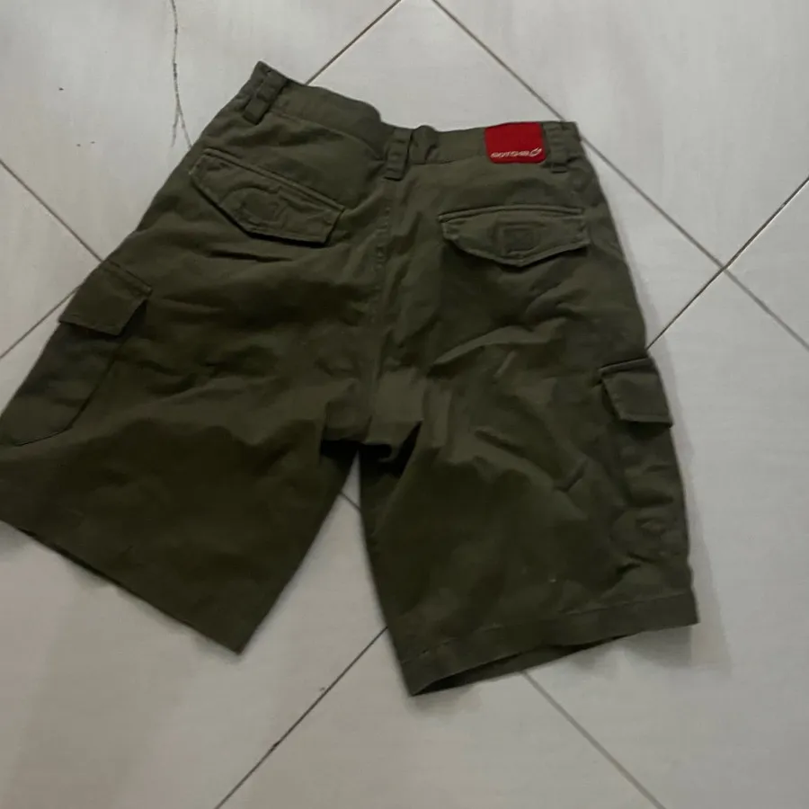 شلوارک یشمی