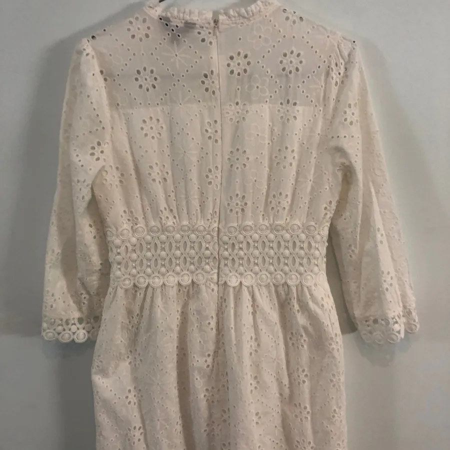 لباس سفید پارچه خامه دوزی