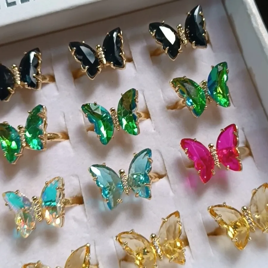 انگشتر پروانه کرستالی