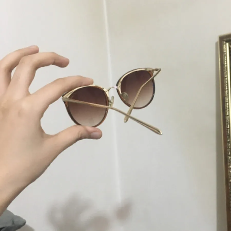 عینک آفتابی برند زنانه