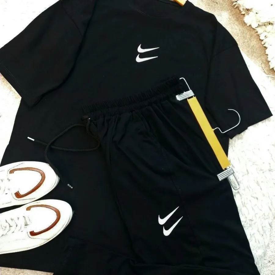 تیشرت و شلوار