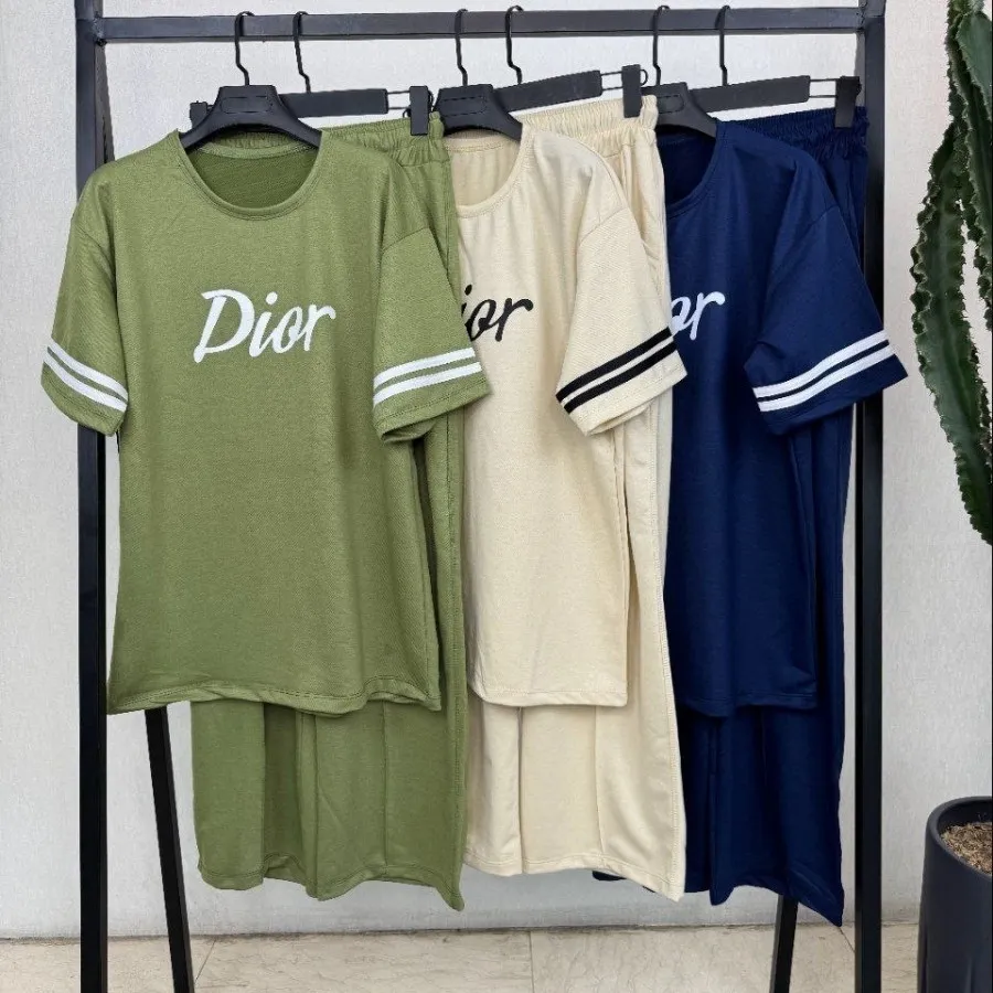 تیشرت و شلوار