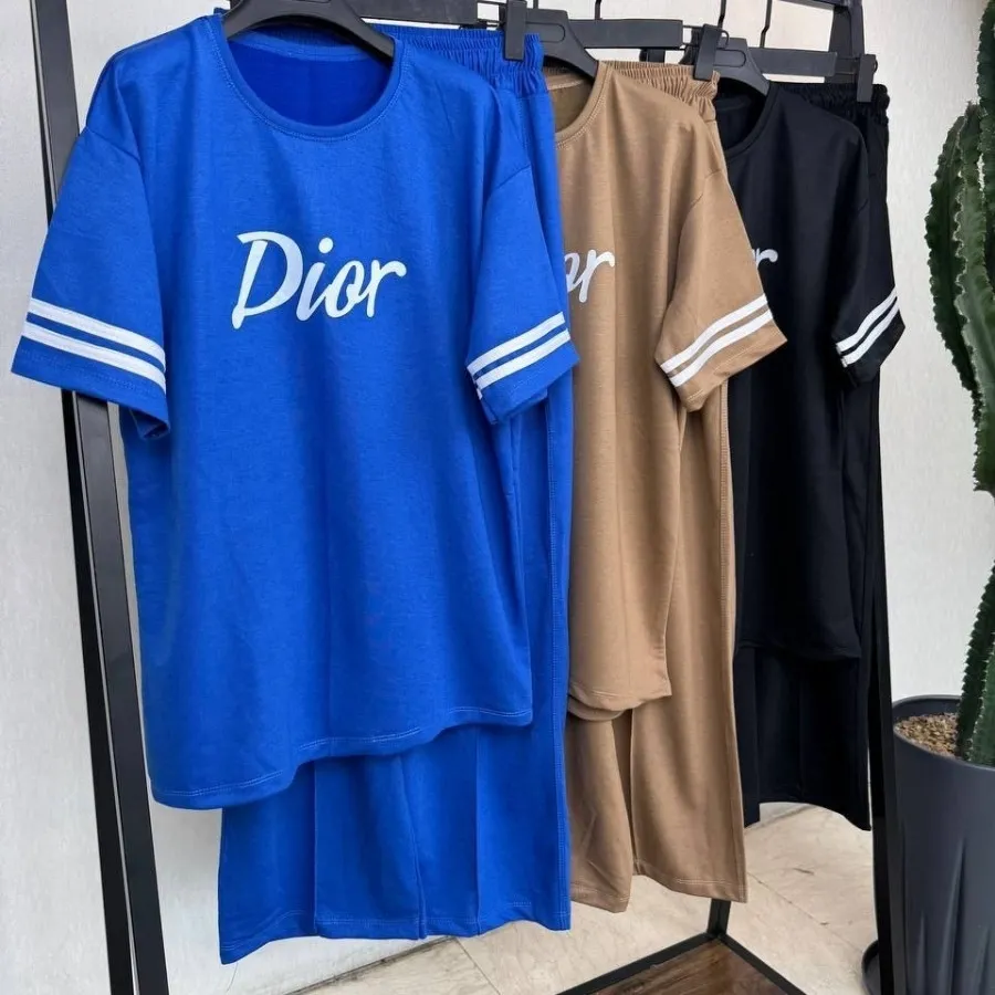 تیشرت و شلوار