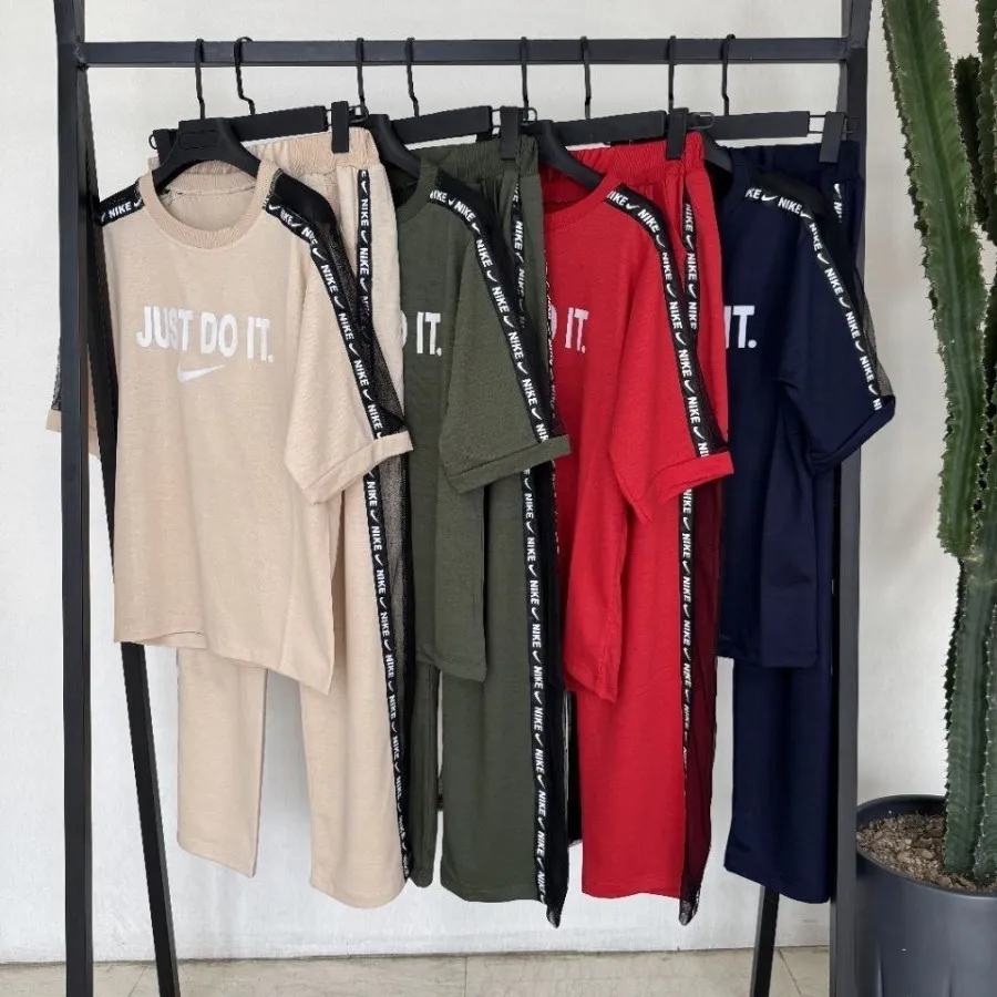 تیشرت و شلوار