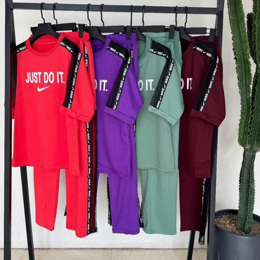 تیشرت و شلوار