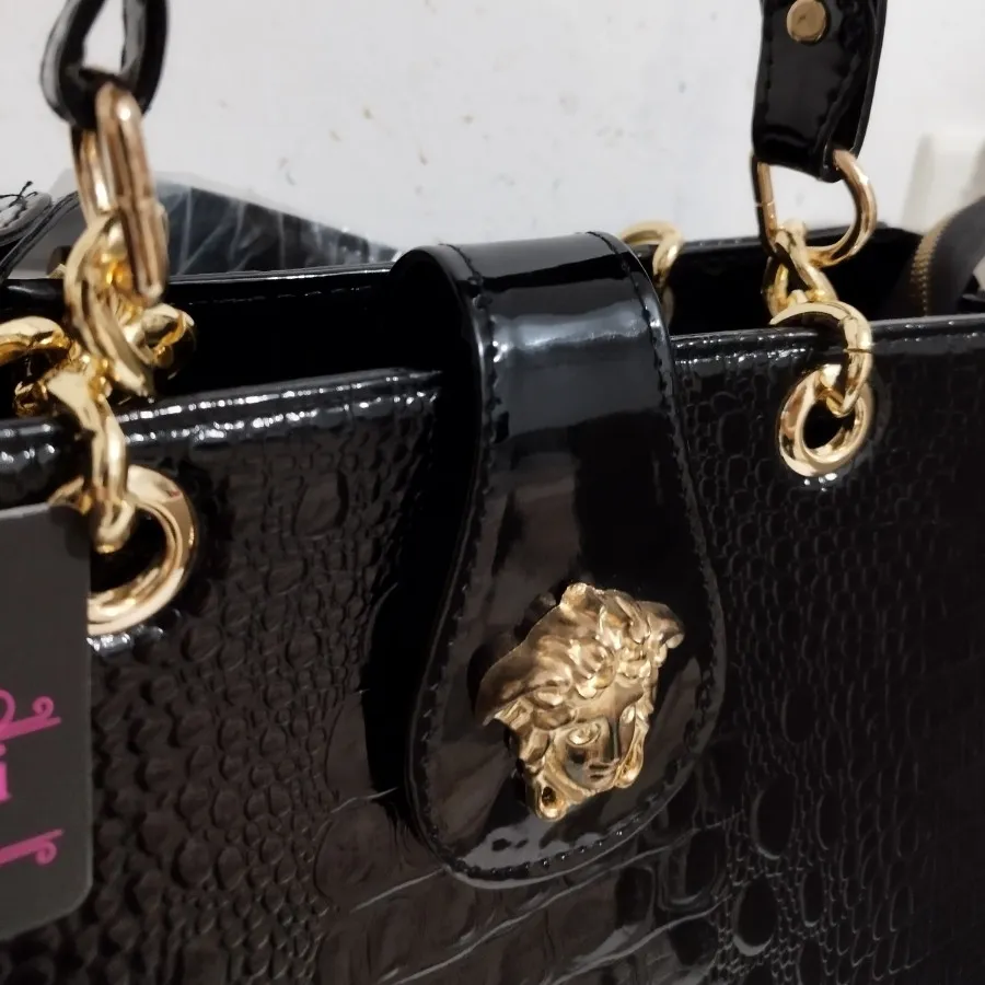 کیف چرم با بند بلند