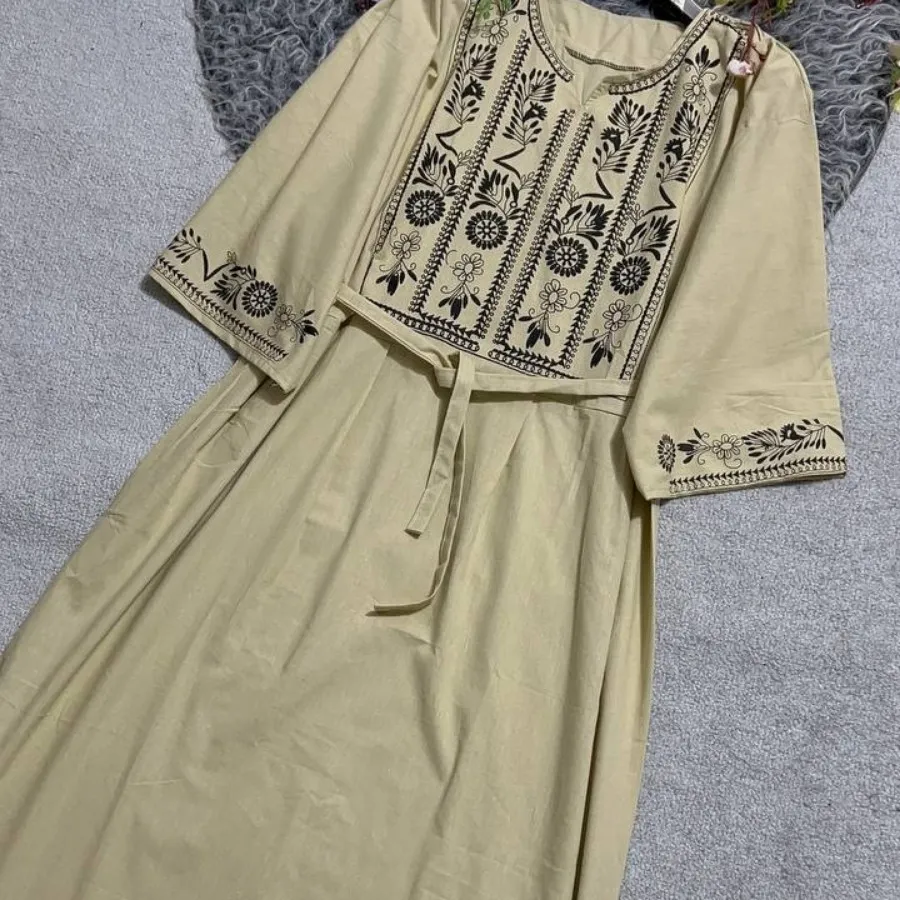 پیراهن ساحلی