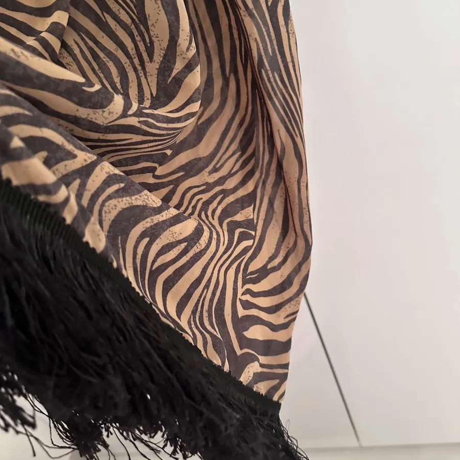 کفتان پایین ریش