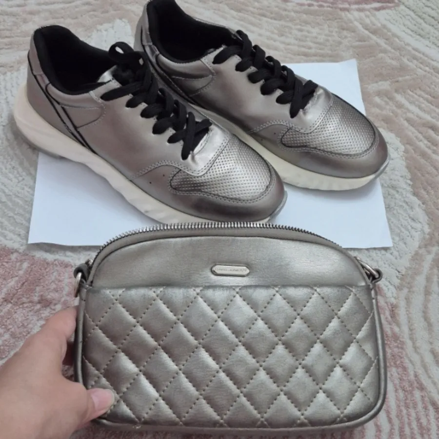 کتونی استرادیواریوس