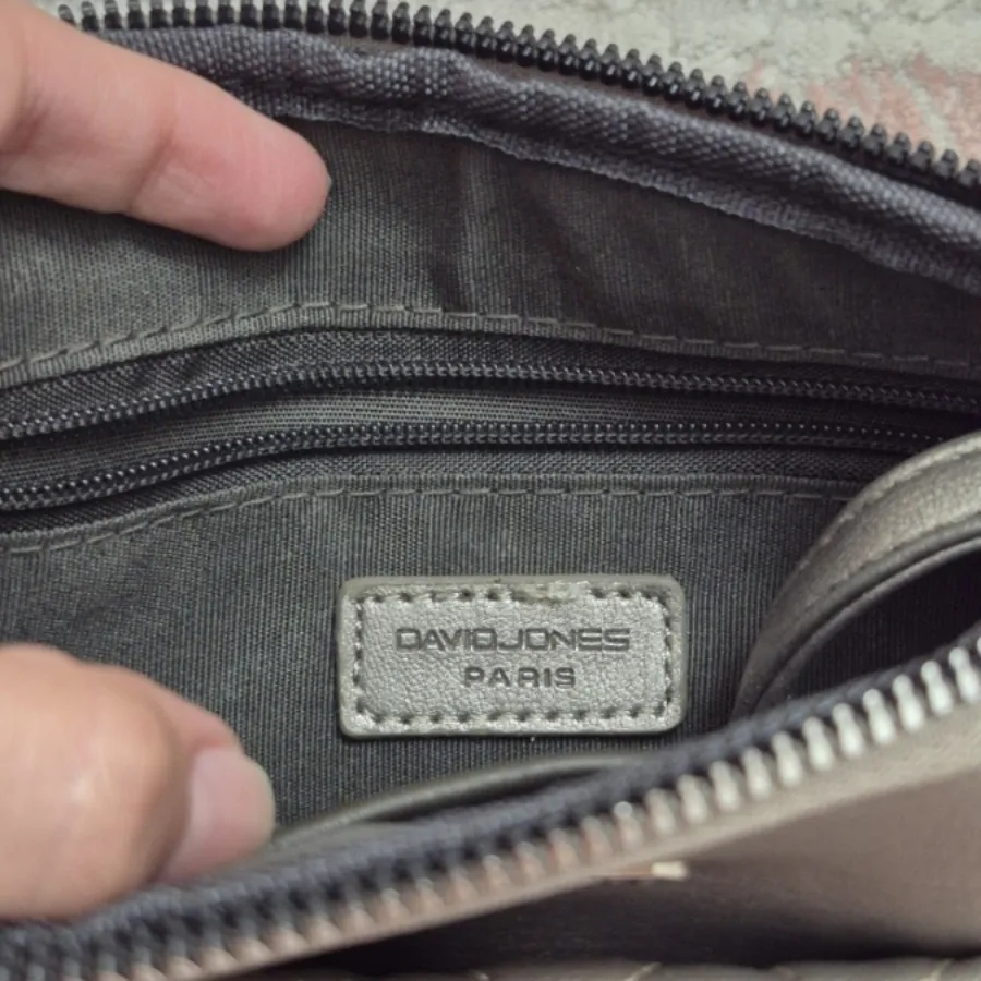 کیف دیویدجونز