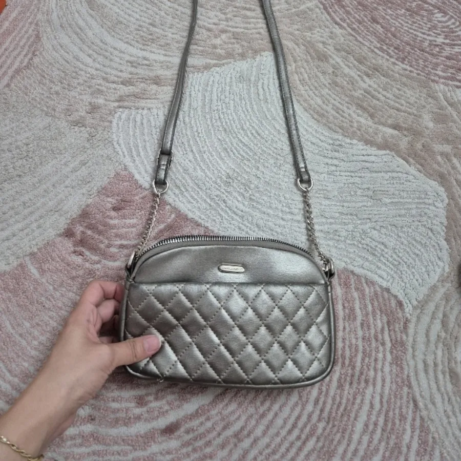 کیف دیویدجونز