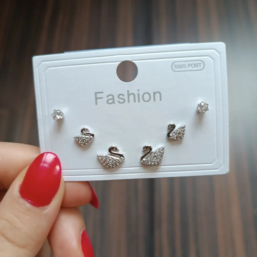 گوشواره پکی