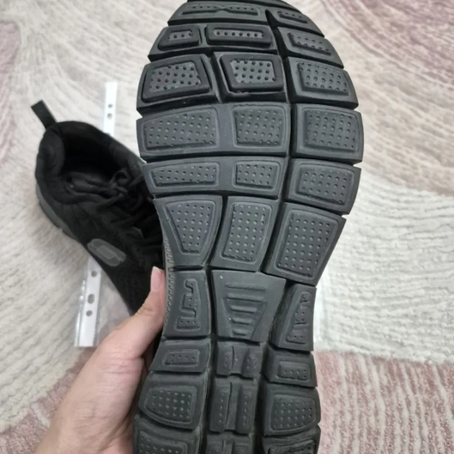 کتونی اسکچرز