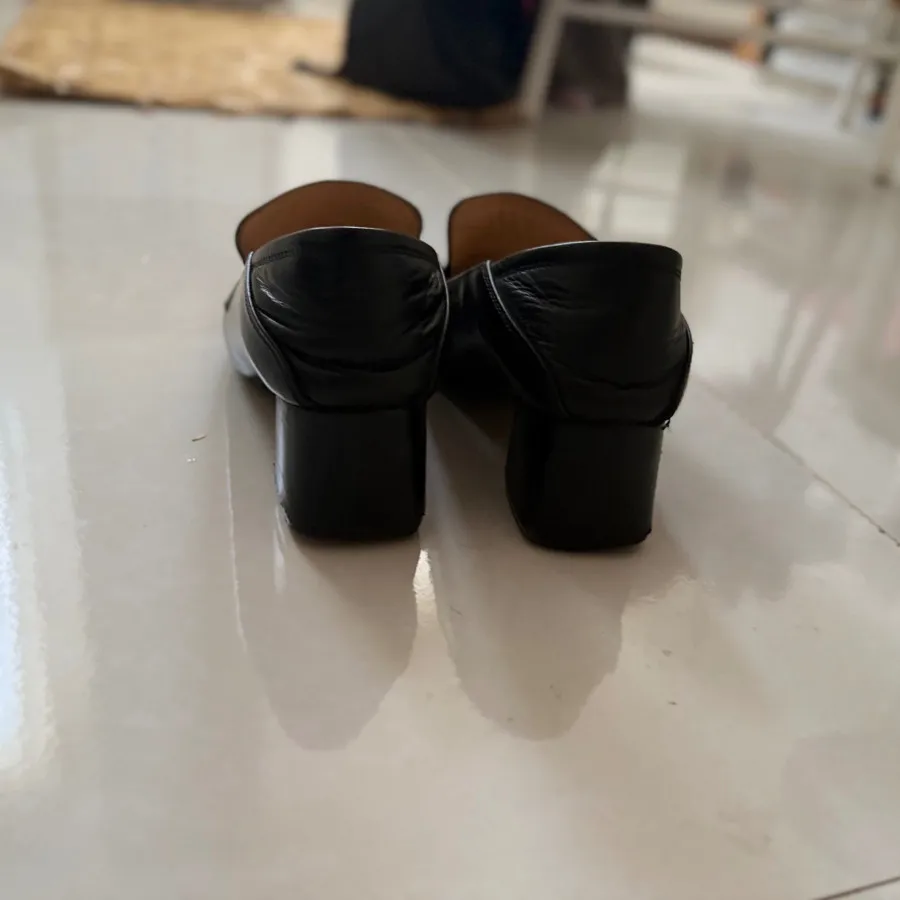 کفش تمام چرم