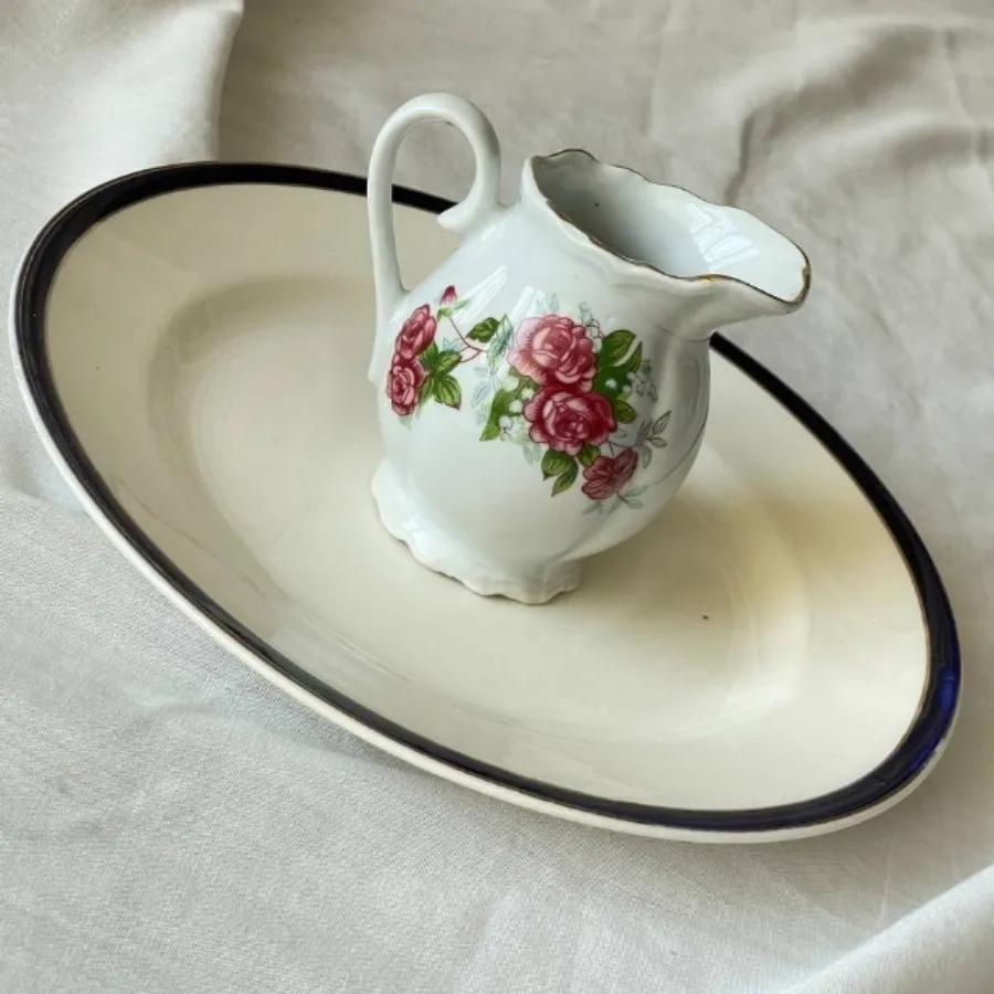 سس خوری گلسرخی کمیاب