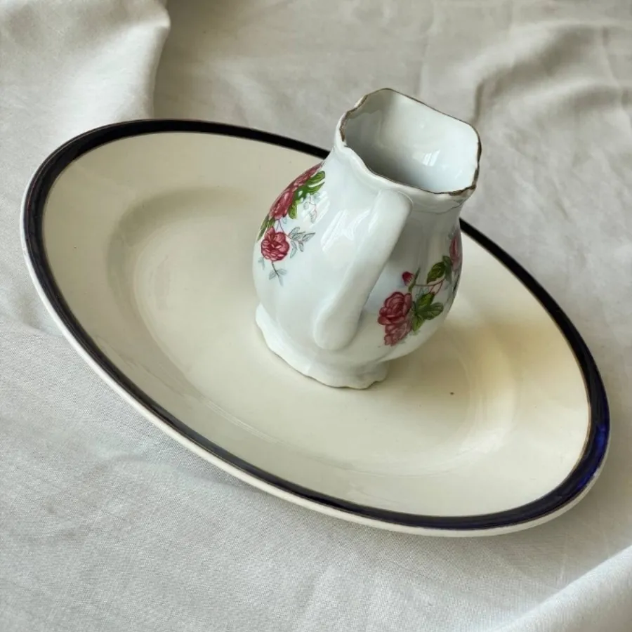 سس خوری گلسرخی کمیاب