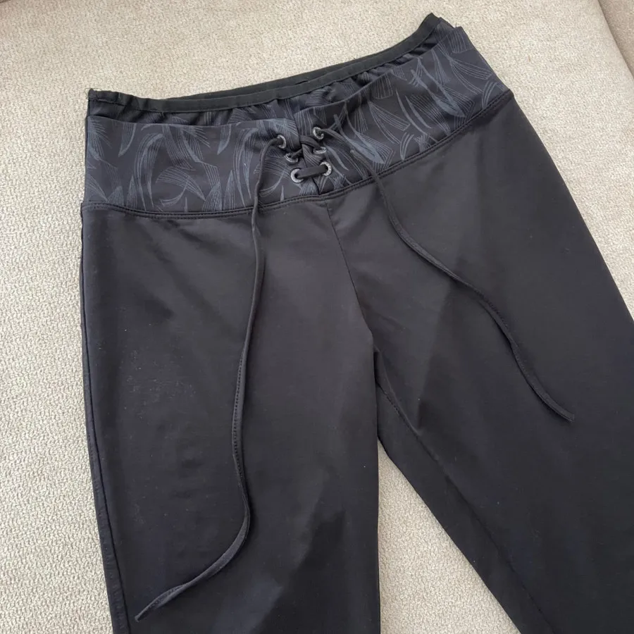 شلوارک ورزشی