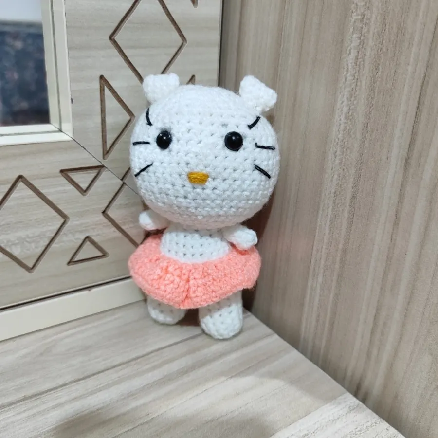 عروسک های دست بافت