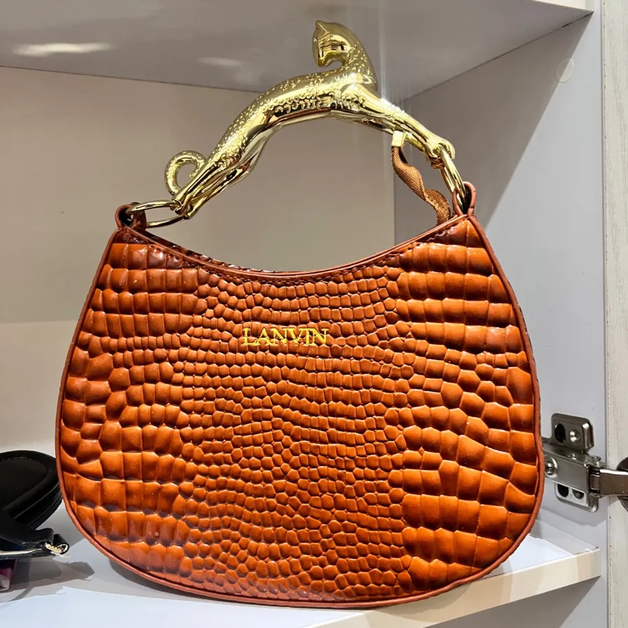 کیف ها کپی از برند لانوین