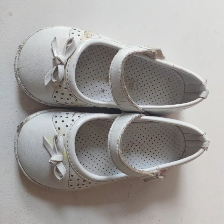 کفش بچهگانه