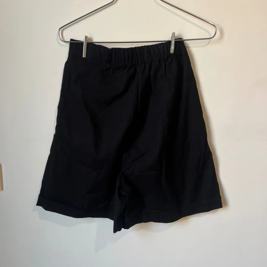 شلوارک پارچه ای