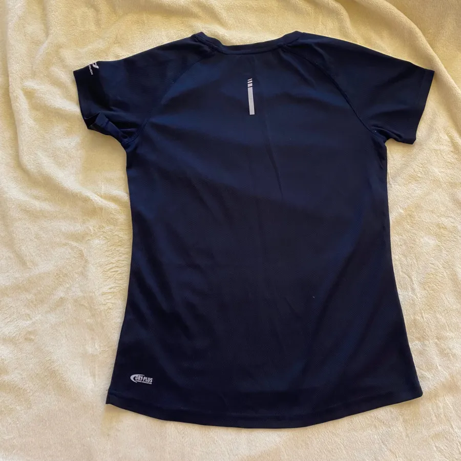 تیشرت ورزشی