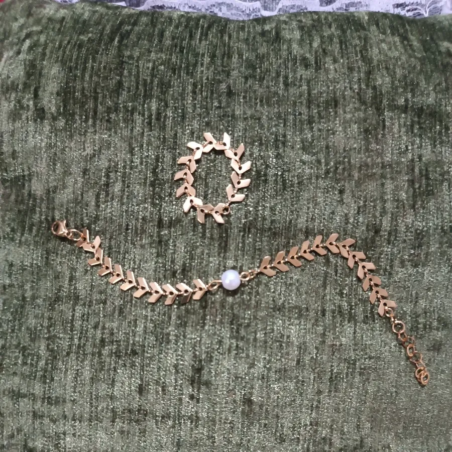 ست دستبند و انگشتر